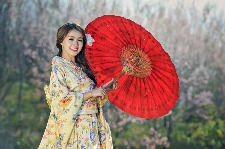 MILF from Asia searching for action
